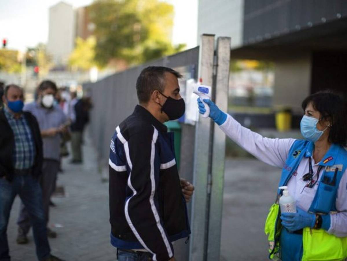 Amplían estado de alarma en España hasta mayo de 2021 por el covid-19