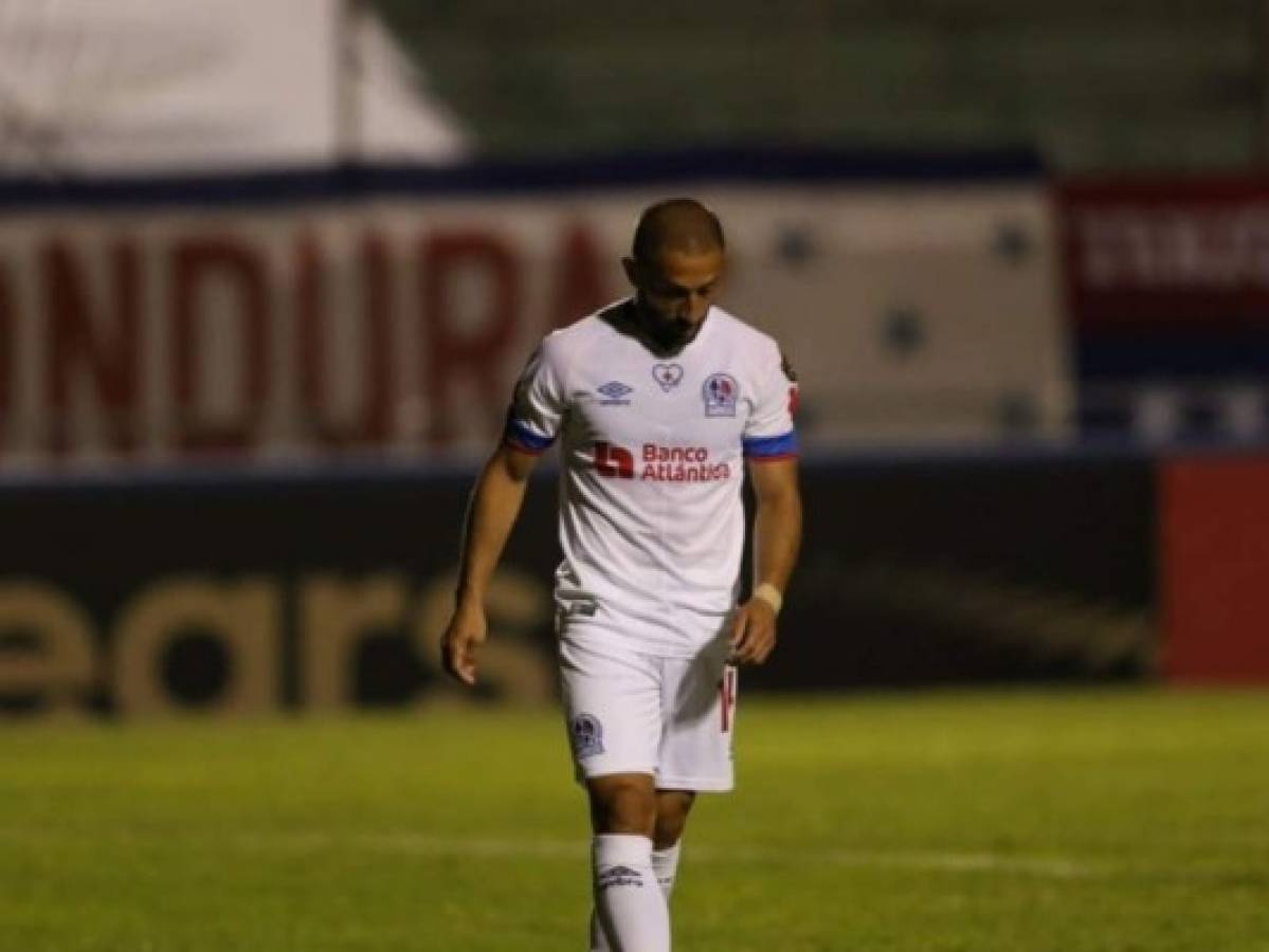 Olimpia confirma la salida de Ezequiel 'Topo' Aguirre