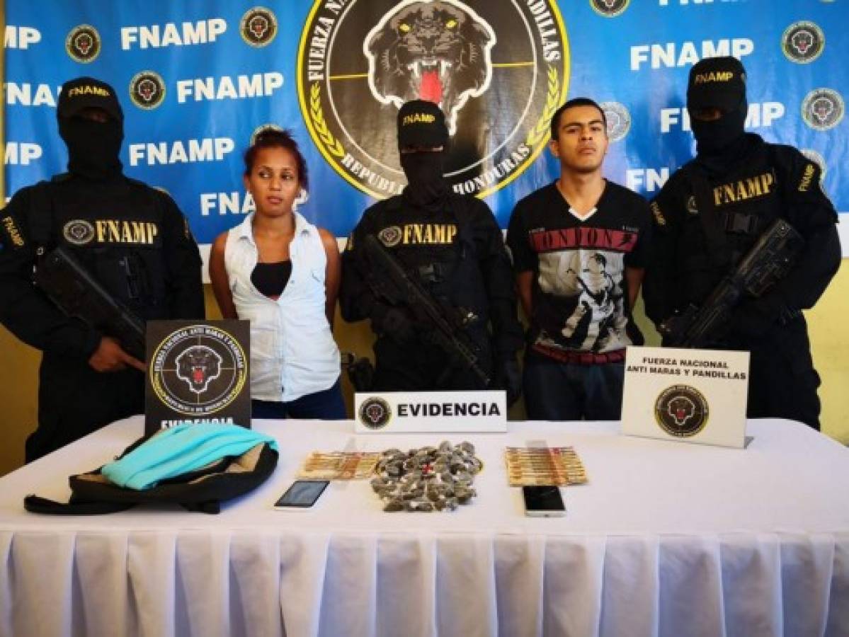 Capturan a dos extorsionadores de la pandilla 18 en La Ceiba