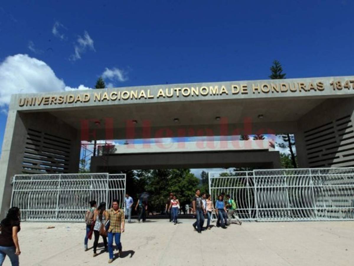 Revelan irregular nombramiento de auditor interno en la UNAH