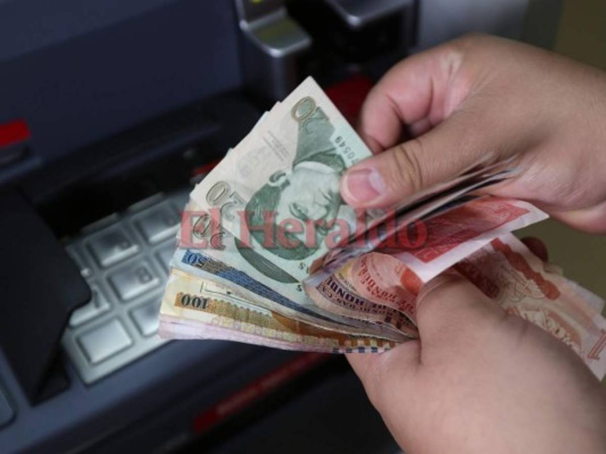 Sujetos vestidos de payasos roban un millón de lempiras de cajero automático en San Pedro Sula