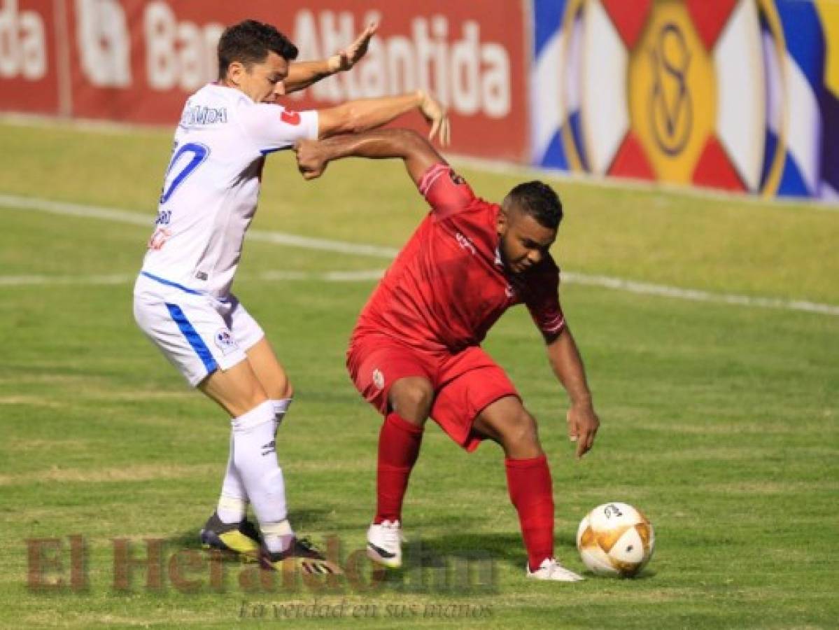 Olimpia ganó 2 a 0 a la Real Sociedad en su debut en el Estadio Nacional