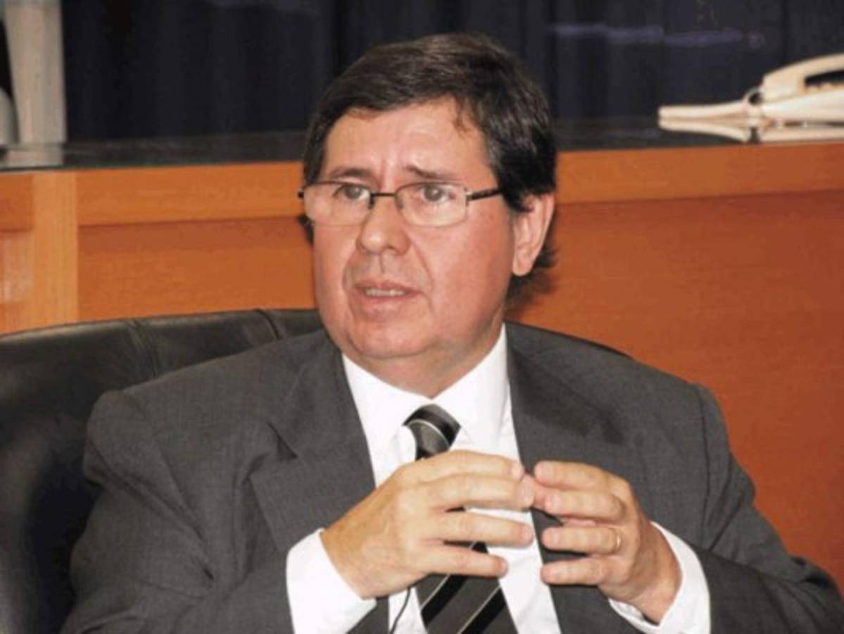 Luiz Antonio Marrey Guimarães retorna para asumir riendas de Maccih