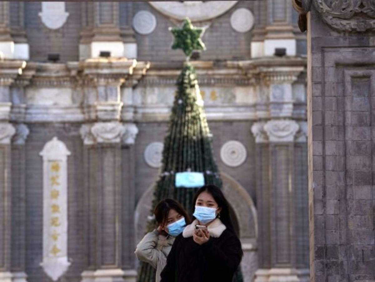 Beijing pide no viajar tras nuevos casos de covid-19