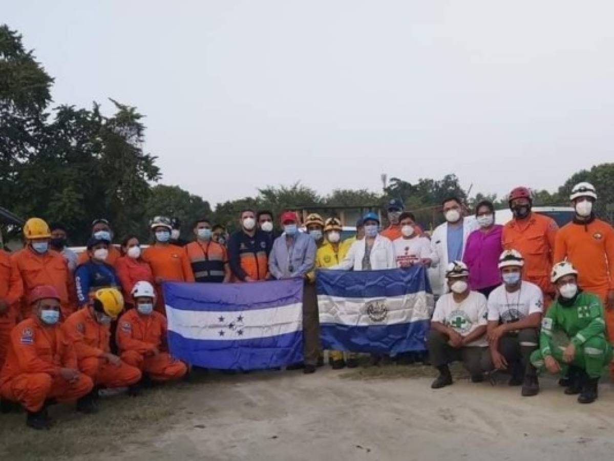 Rescatistas salvadoreños en Guatemala y Honduras regresarán al país antes del impacto de Iota