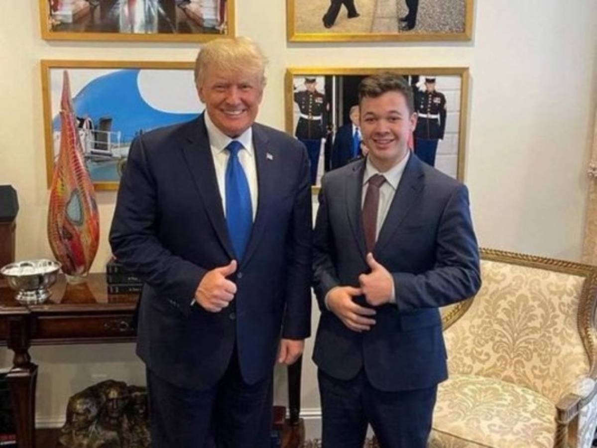 Kyle Rittenhouse estuvo con el expresidente Donald Trump en su casa