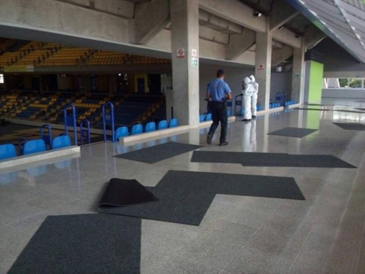 Causan daños al Palacio Universitario de los Deportes previo al concierto de Jesse y Joy