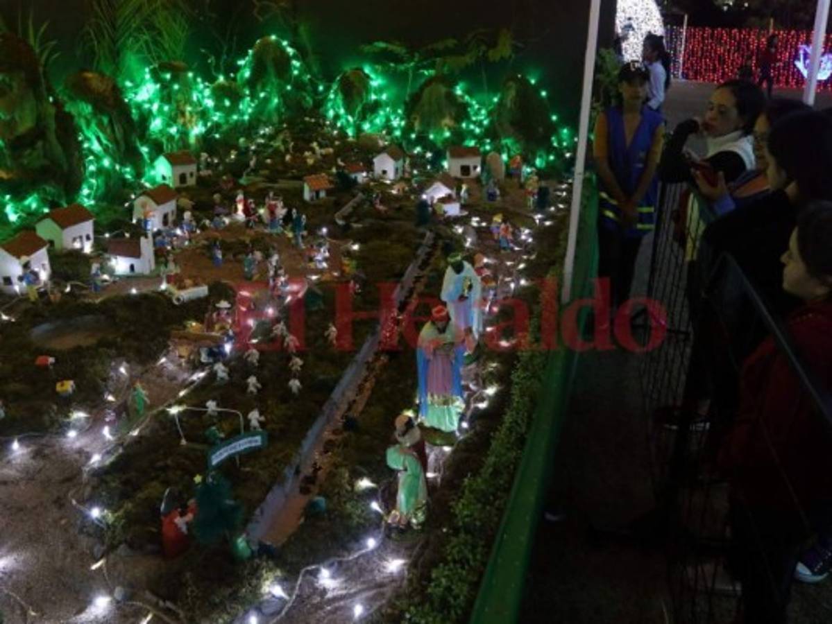 La capital de Honduras se convierte en el portal de Belén con mágicos nacimientos