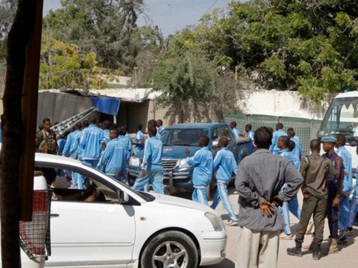 Policía: 17 muertos en ataque a academia policía de Somalia
