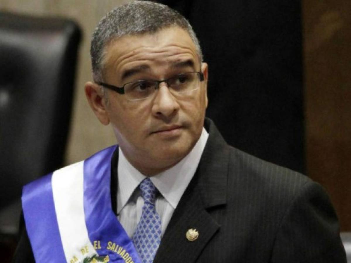 Fiscalía salvadoreña investiga si expresidente Funes recibe fondos públicos de su país