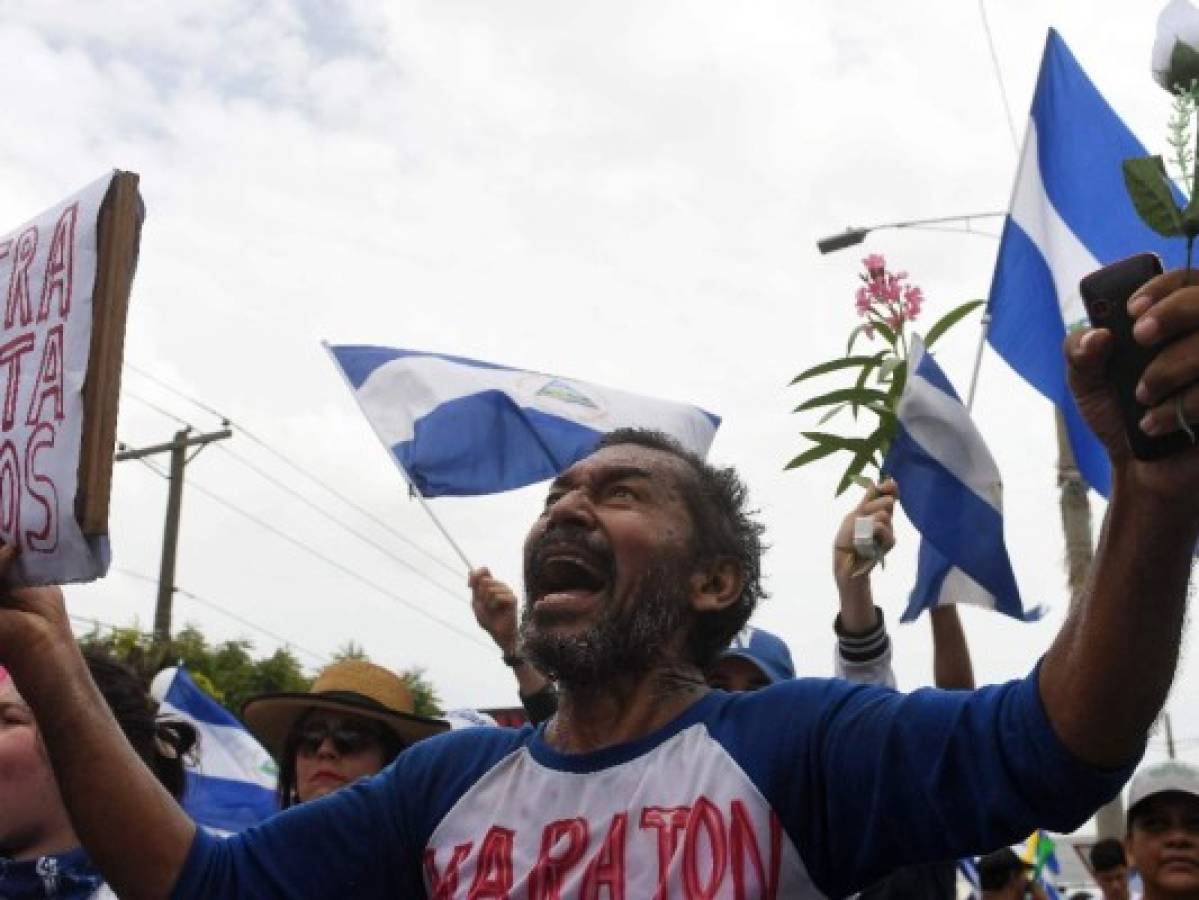 Un muerto y 11 heridos dejó tiroteo en la 'Marcha de las flores' en Nicaragua