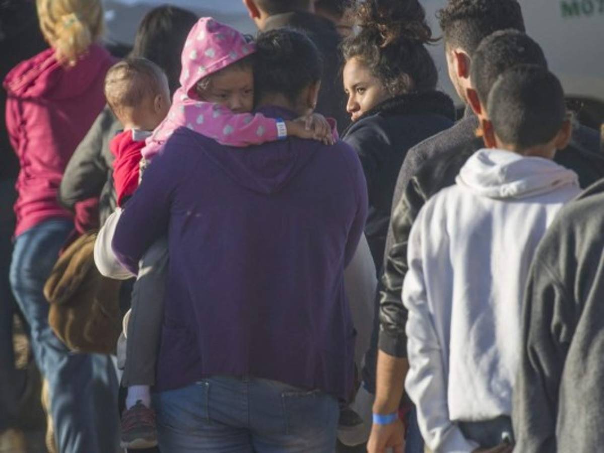 Nueva caravana de migrantes centroamericanos emprendió su camino a Estados Unidos