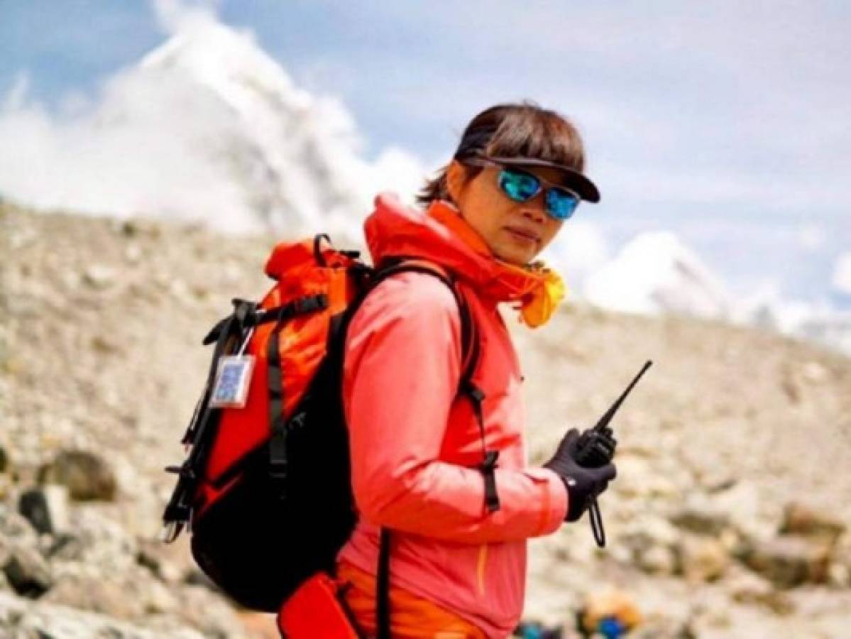 Hong Kong: Mujer bate el récord de la más rápida ascensión al Everest