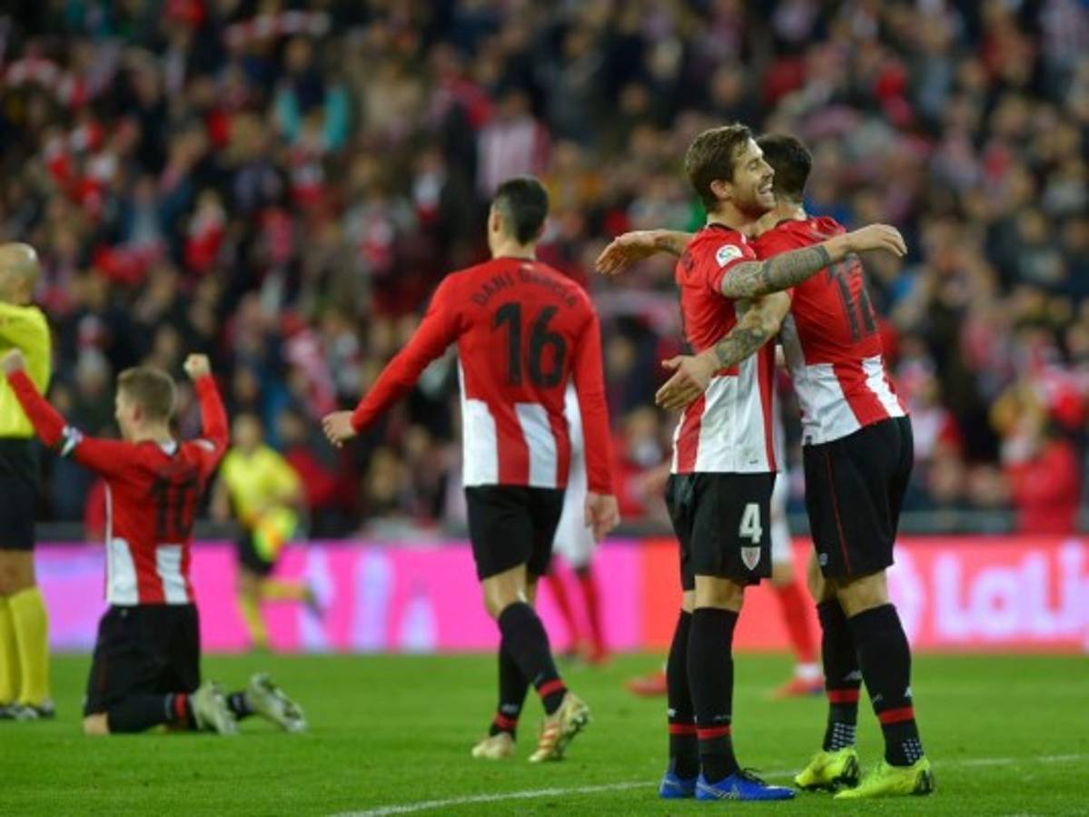 El Sevilla pierde 2-0 ante el Athletic de Bilbao y ve alejarse al Atlético