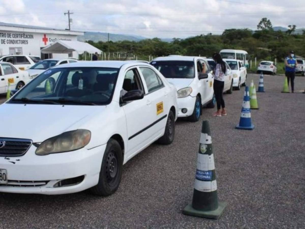 Salud vacuna a unos 2,000 operarios de taxis y carga pesada en Tegucigalpa