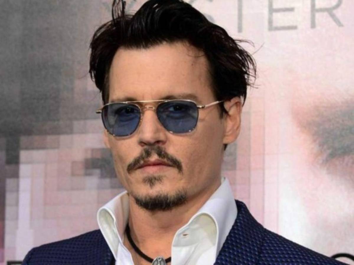 Johnny Depp vendió lápices antes de ser actor de Hollywood