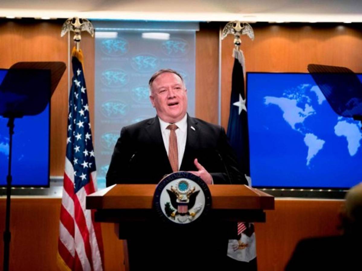 Pompeo anuncia sanciones contra empleados de Huawei