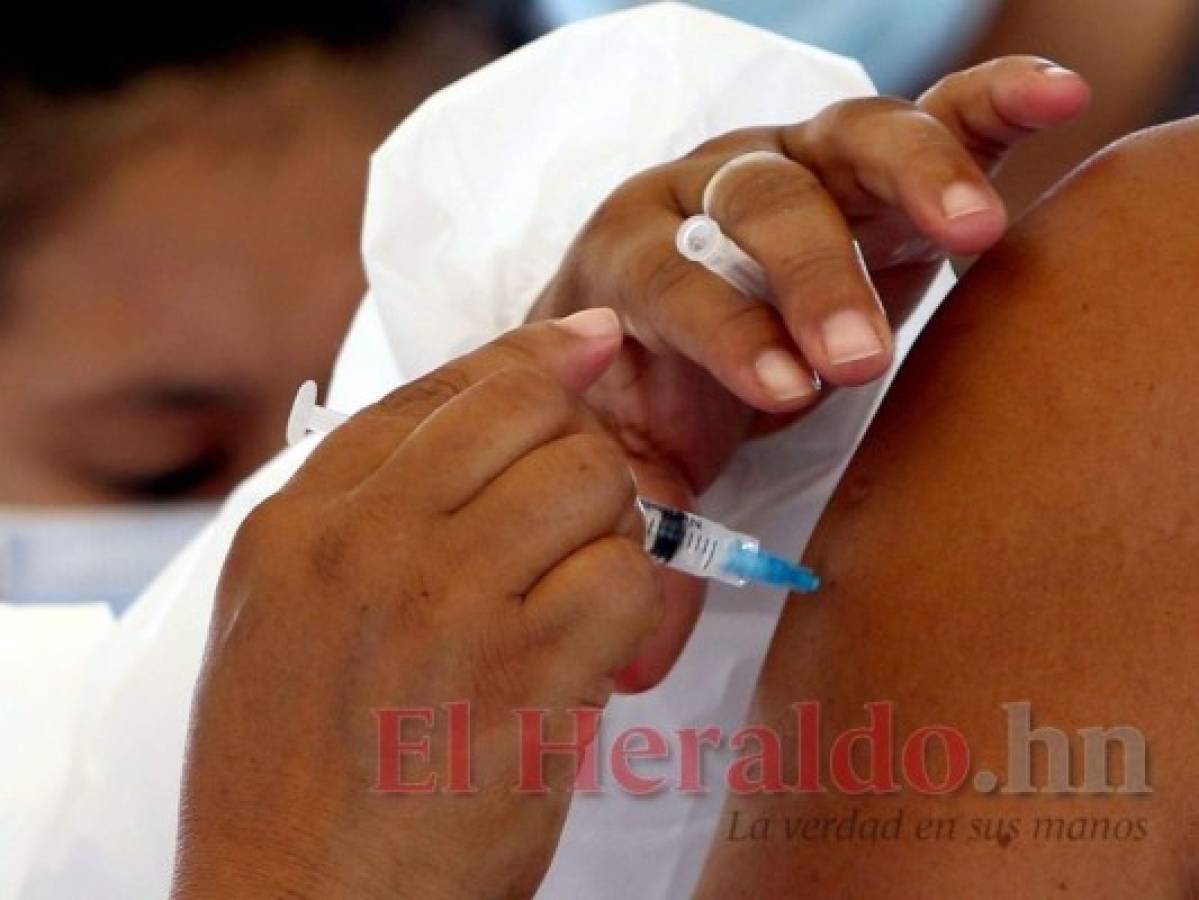 Más de 60 mil hondureños recibirán dosis de refuerzo anticovid-19