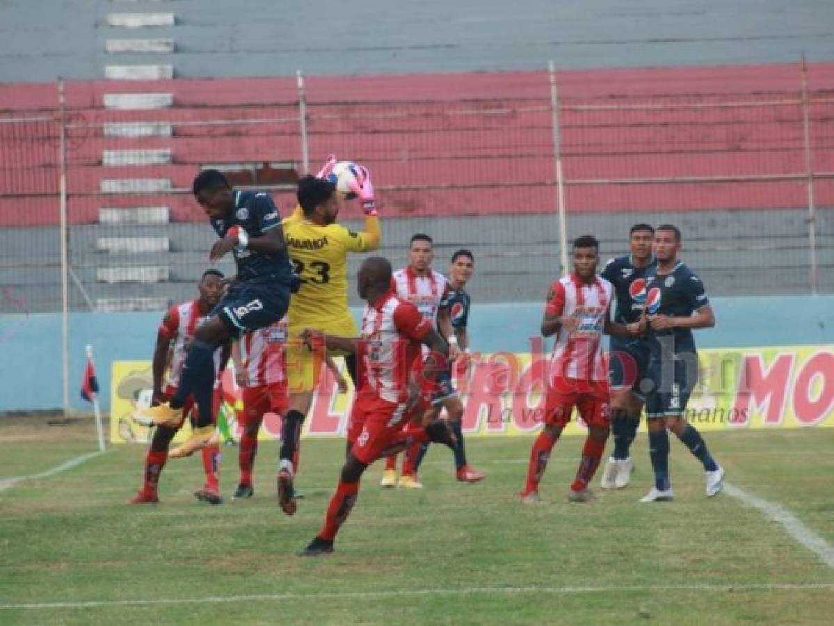 Motagua empata 1-1 con Vida y deja el liderato en bandeja de plata al Olimpia