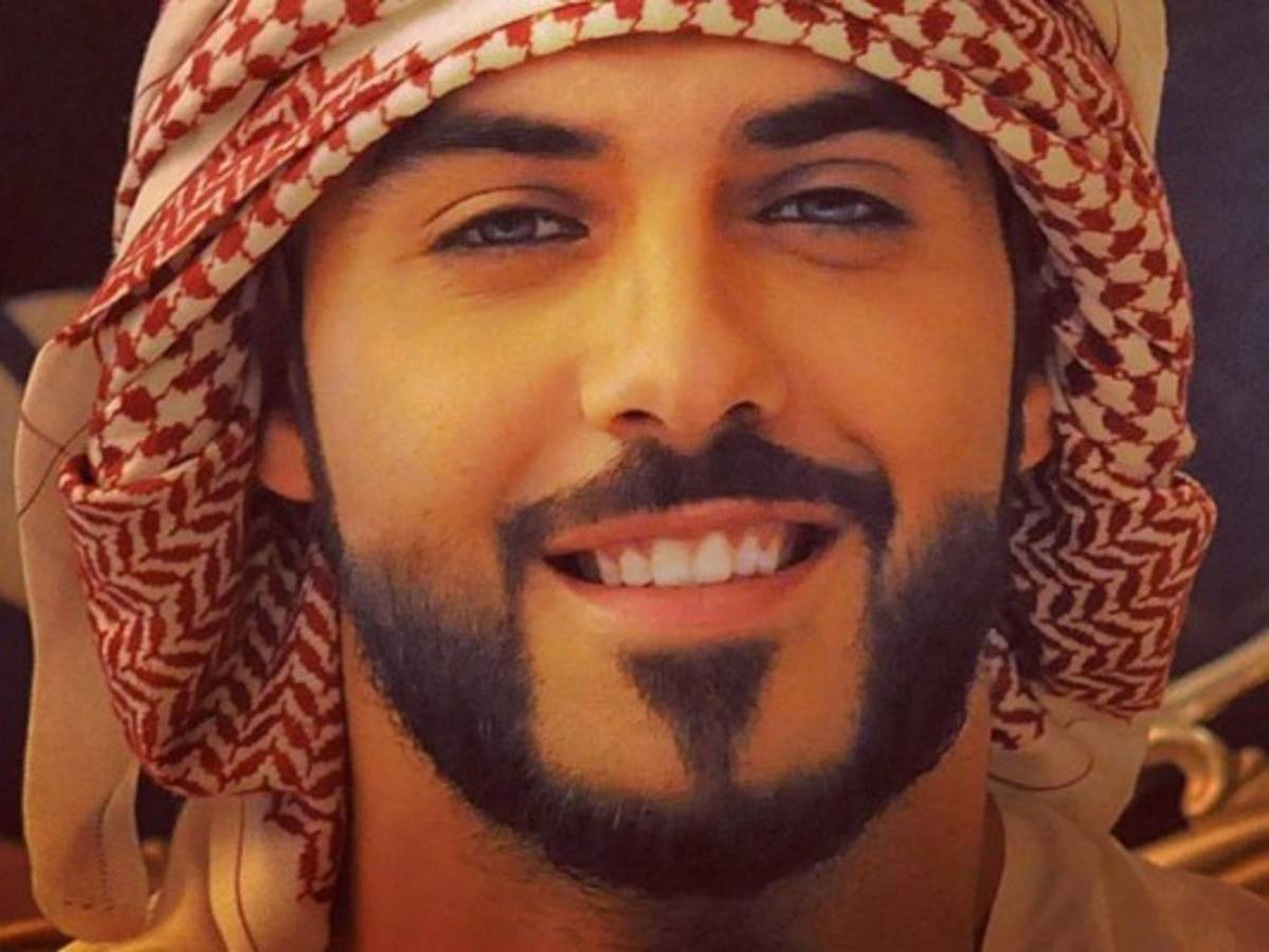 El hombre más guapo del mundo muestra a su hijo en redes sociales