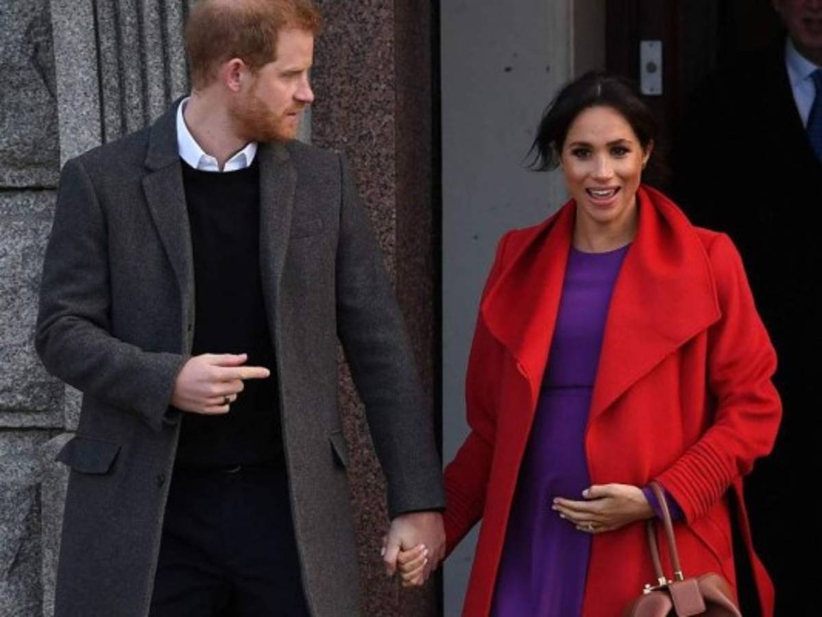 Palacio de Buckingham confirma que Meghan Markle inició labor de parto