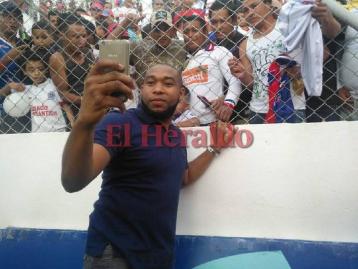 Wilson Palacios llega a ver al Olimpia a Comayagua  