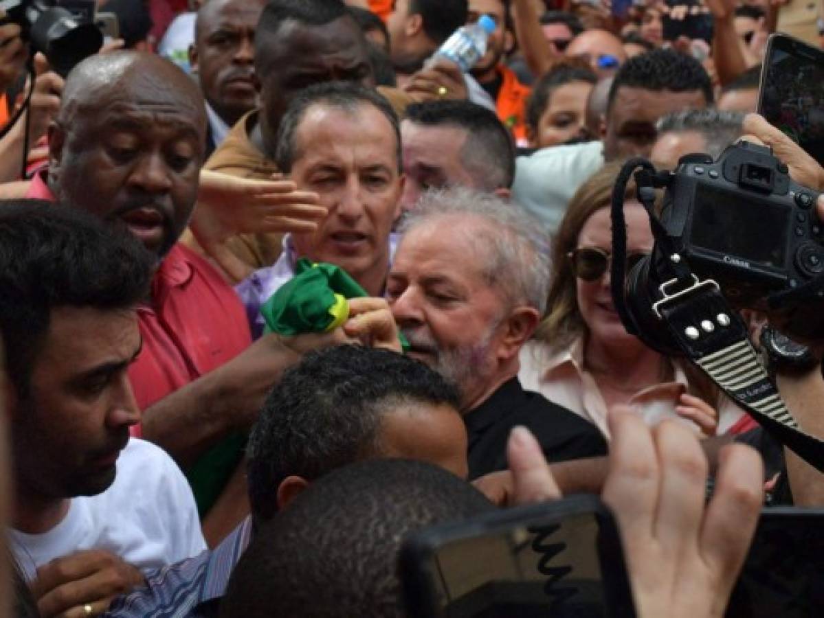 Lula da Silva congrega a sus fieles para denunciar la 'locura' del gobierno Bolsonaro