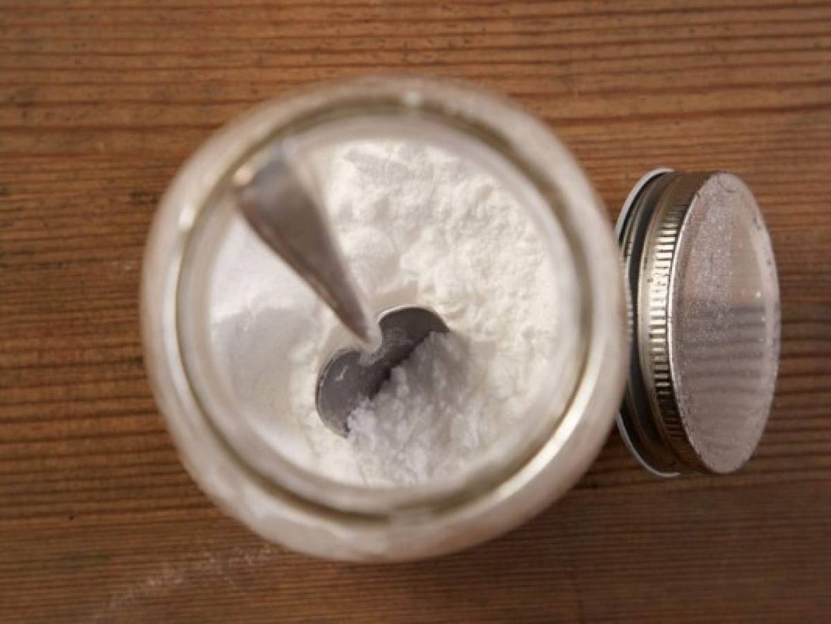 El bicarbonato de sodio también es utilizado para la limpieza del hogar. Foto: Canva
