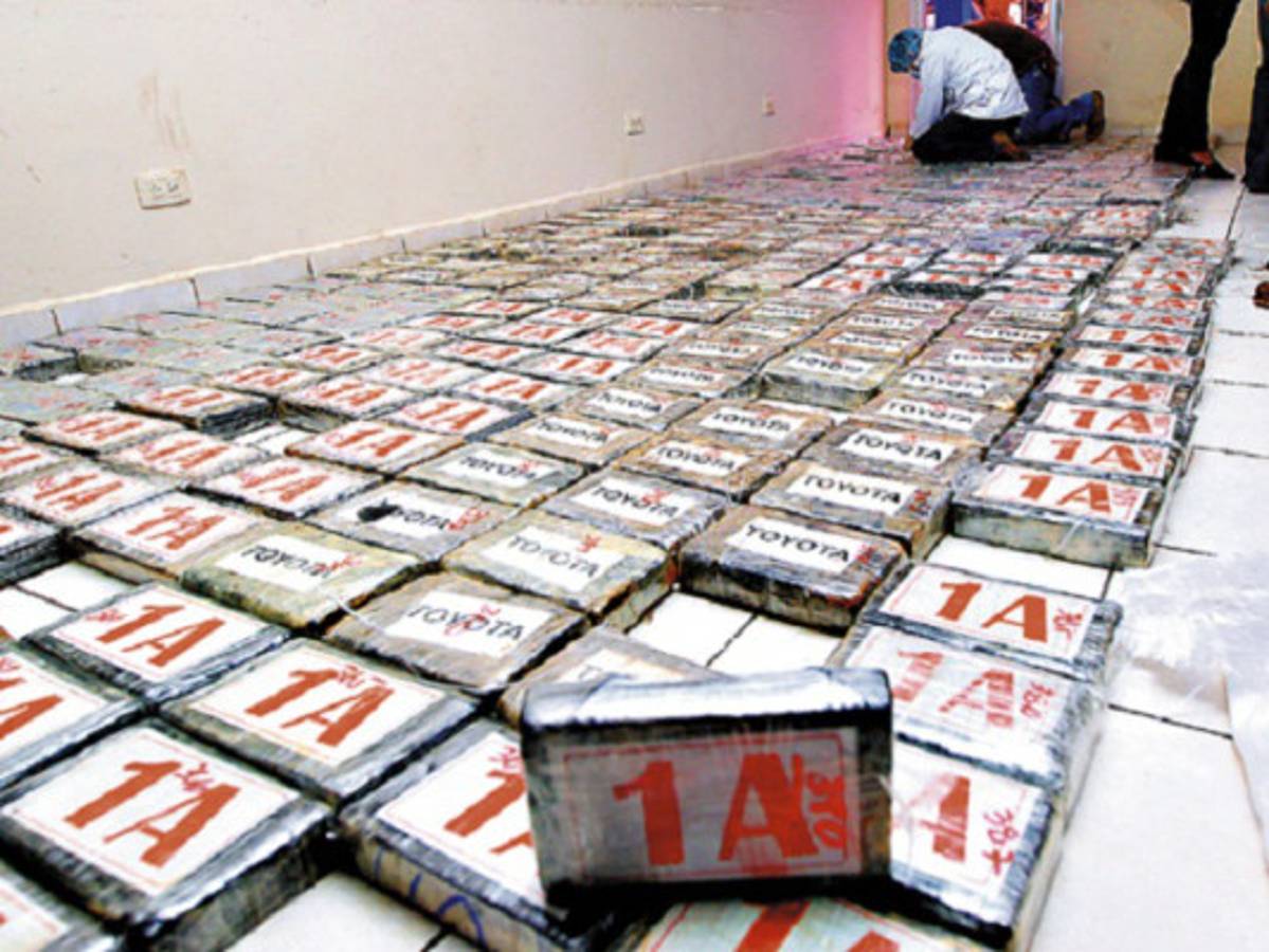 Estados Unidos mantiene seis helicópteros para Operación Yunque de la DEA