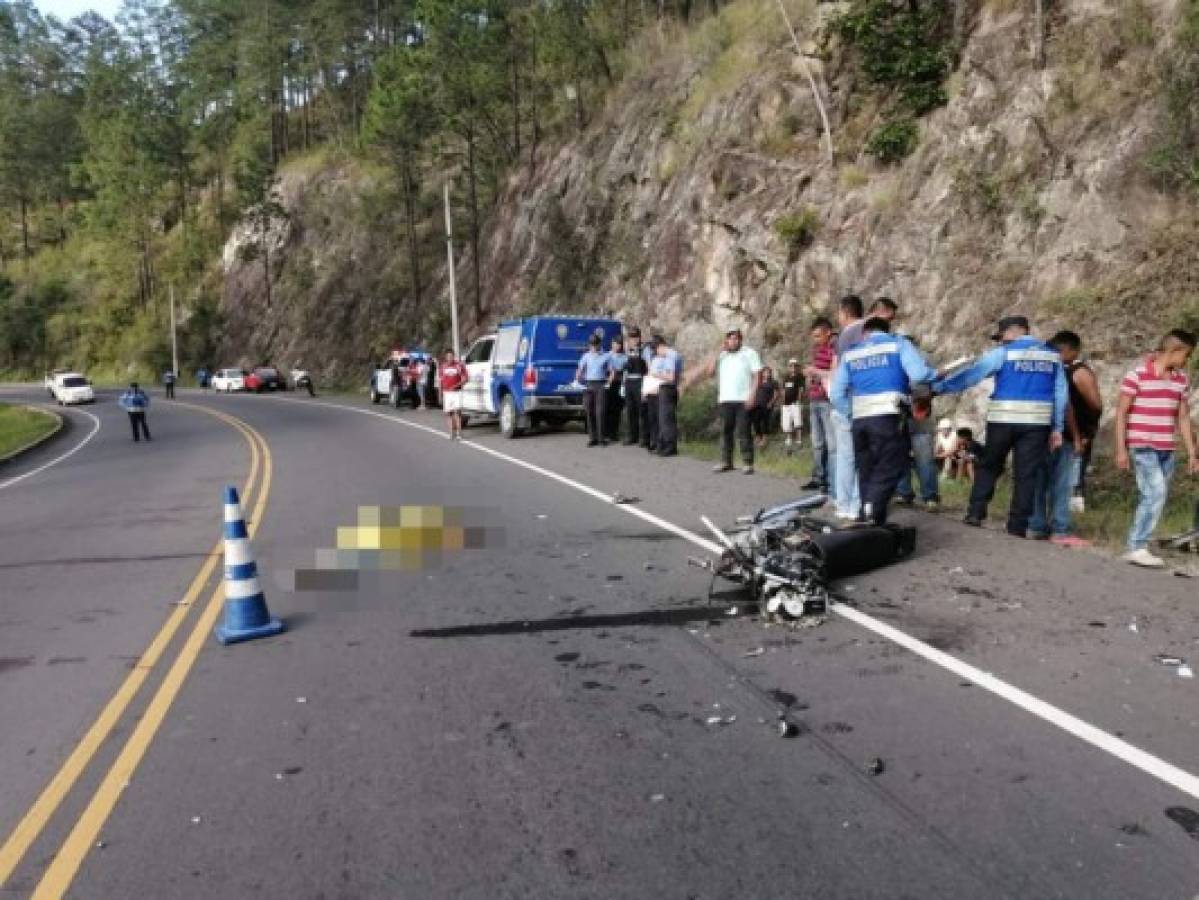 Dos personas muertas deja colisión de motocicletas en carretera hacia Olancho