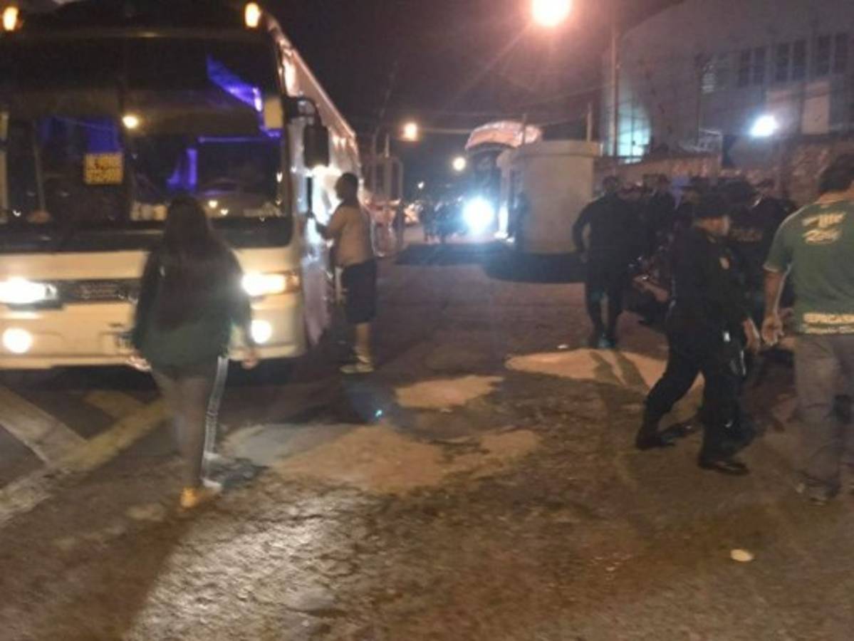 Hieren a barristas de Marathón en Choloma tras partido ante Comunicaciones