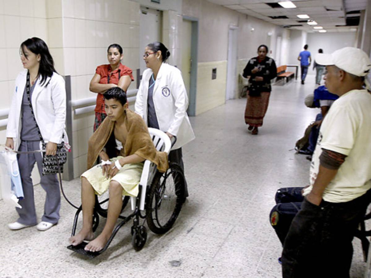 Paralización de las enfermeras empieza a cobrar factura en centros asistenciales de Honduras