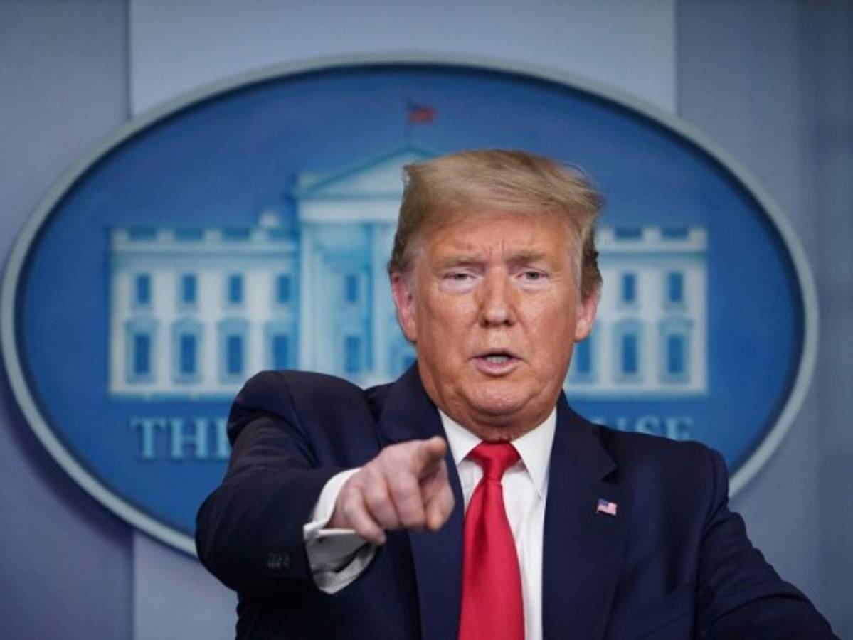 Trump: 'Perdemos a miles al año por la gripe y no cerramos el país'