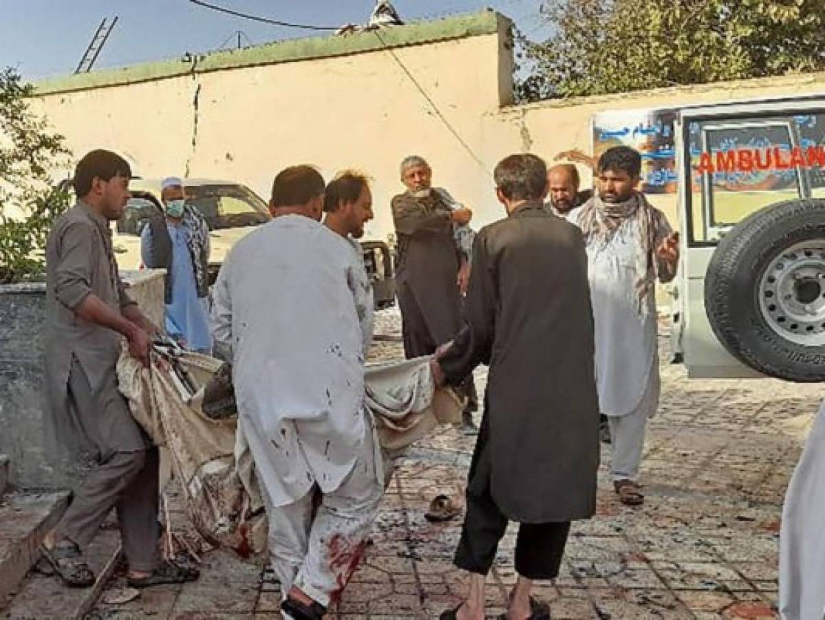Explosión en mezquita chiita deja 50 muertos y más de 100 heridos