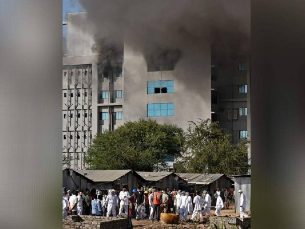 India: Voraz incendio en sede del mayor fabricante de vacunas del mundo