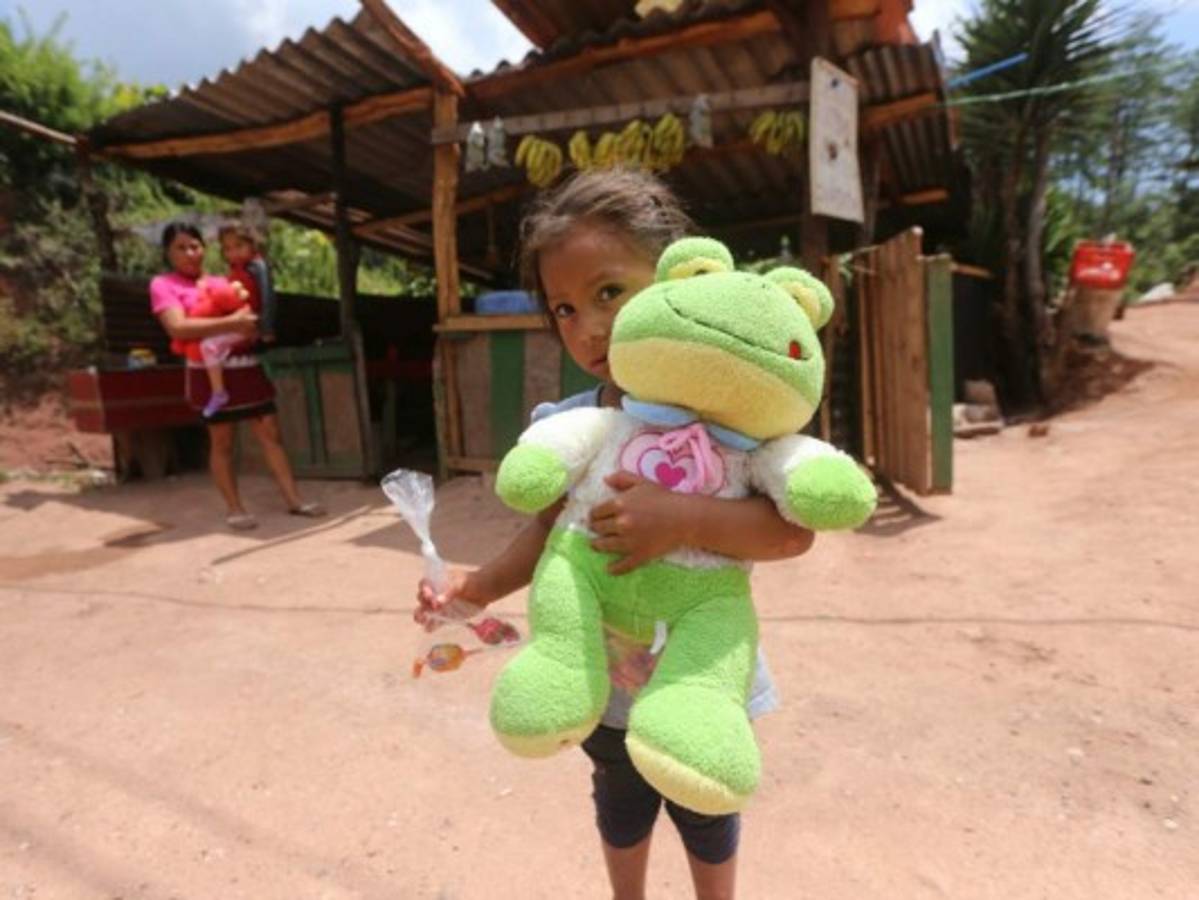 Dibujamos sonrisas en los niños de la capital