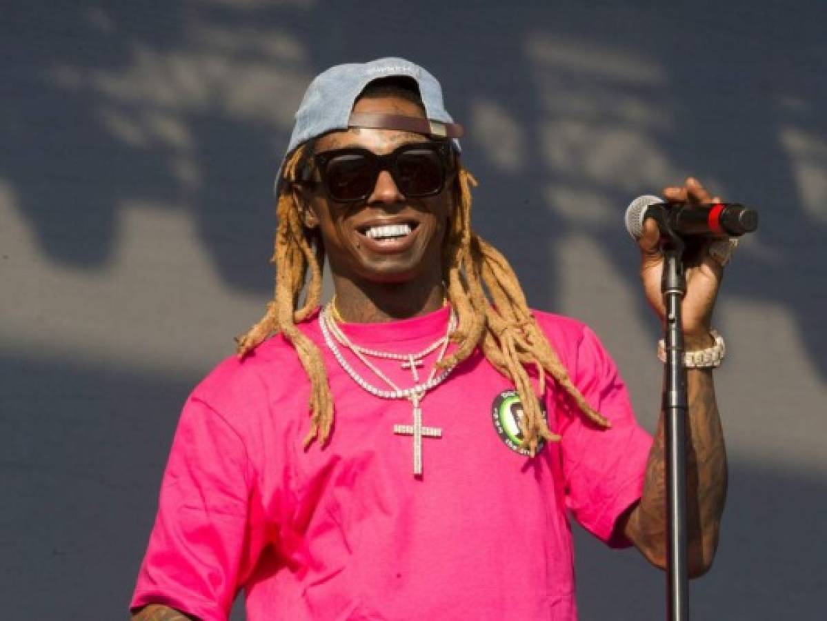 Acusan al rapero Lil Wayne de posesión de arma de fuego en Florida
