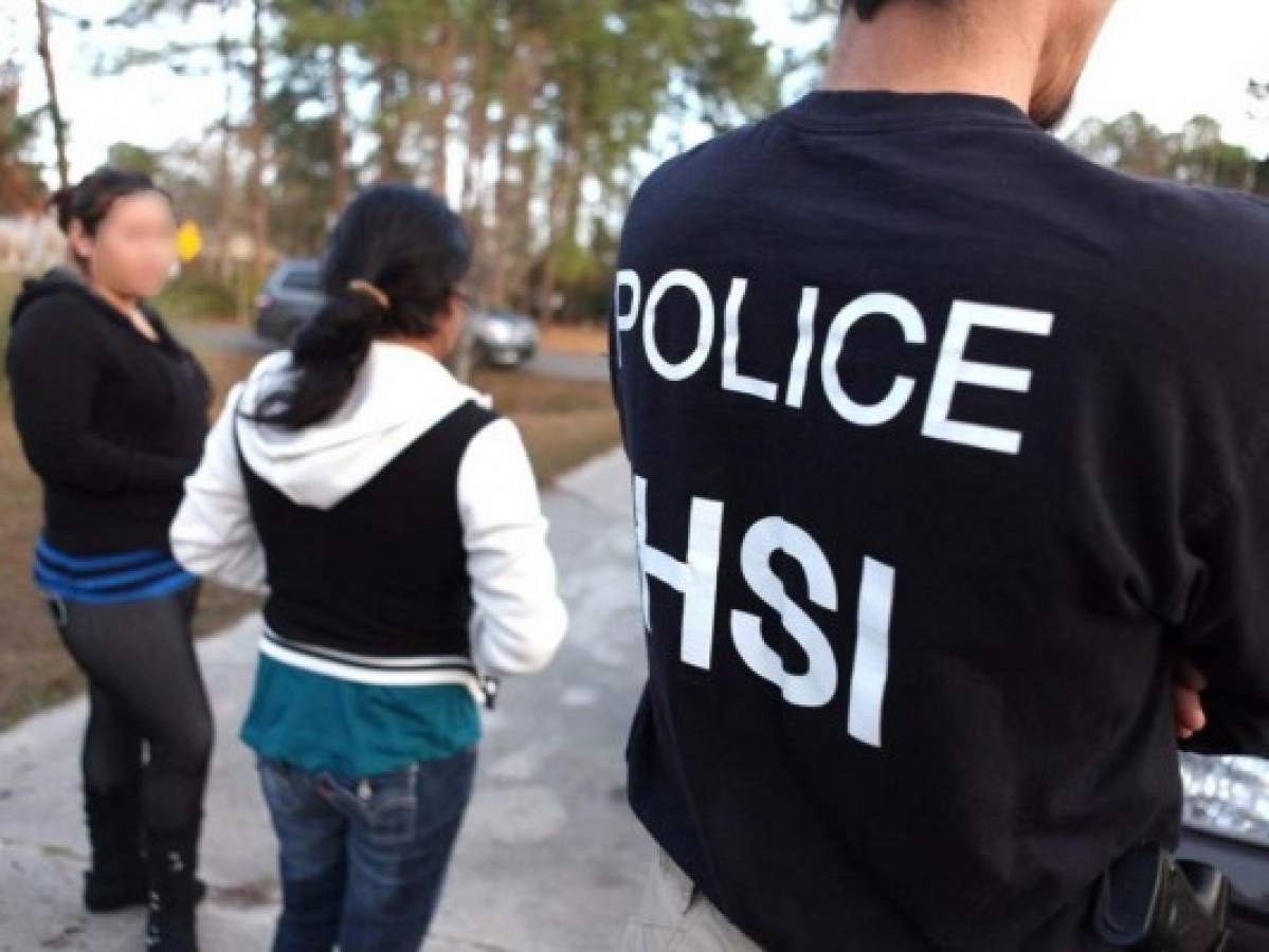 Alertan de operativos para detener a inmigrantes en Florida