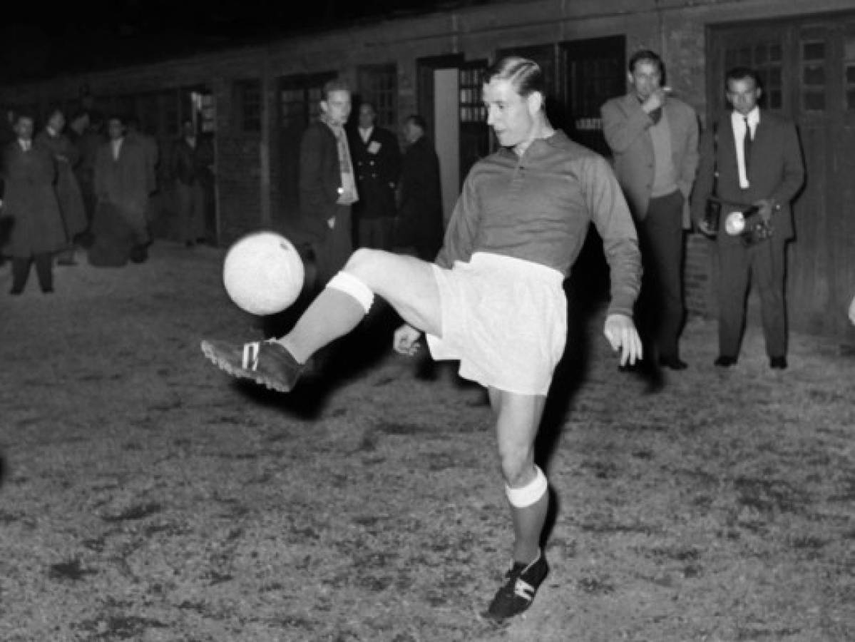 Raymond Kopa, leyenda del fútbol francés, falleció a los 85 años