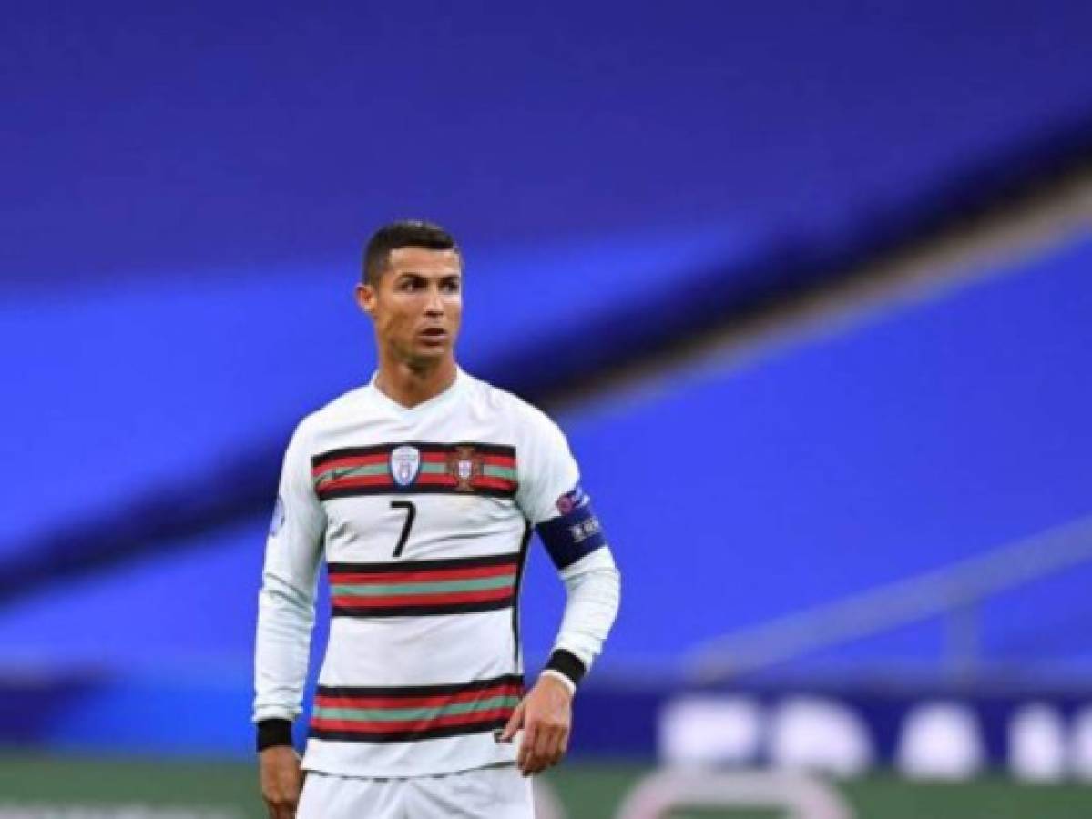 Cristiano Ronaldo da positivo a prueba de covid-19
