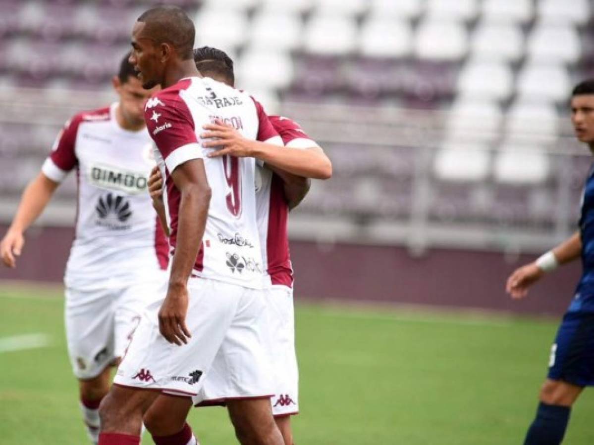 Jerry Bengtson le dio el empate el Saprissa en un amistoso ante Motagua