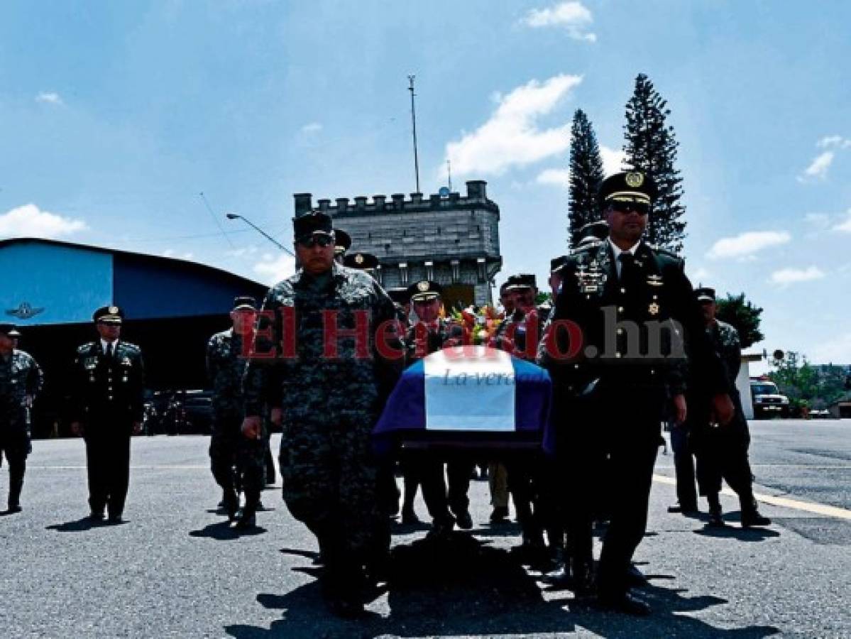 Con honores despiden al paracaidista de las Fuerzas Armadas de Honduras