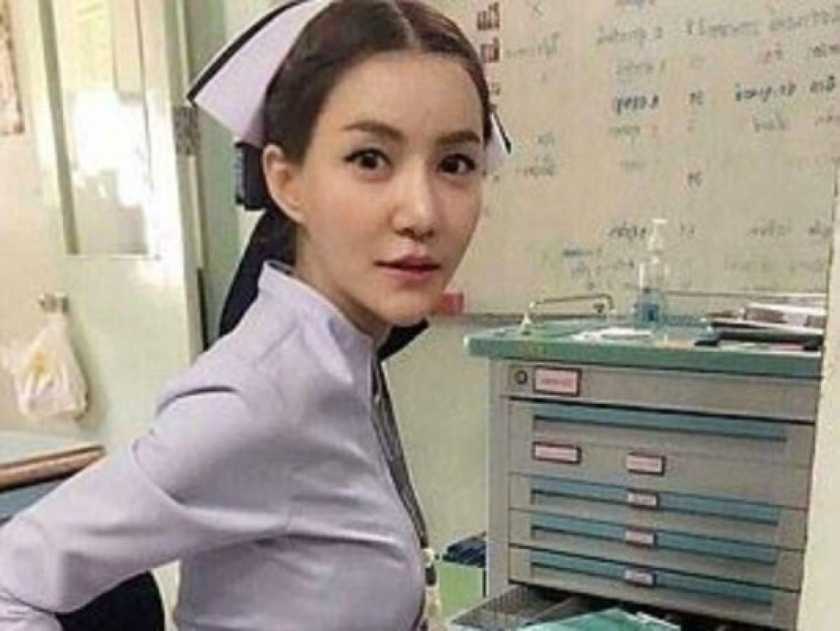 Viral: Enfermera tailandesa era tan sexy que se vio obligada a renunciar