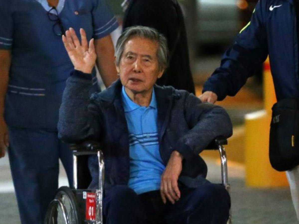 Tuits de Fujimori revelan sus intenciones de volver a la política