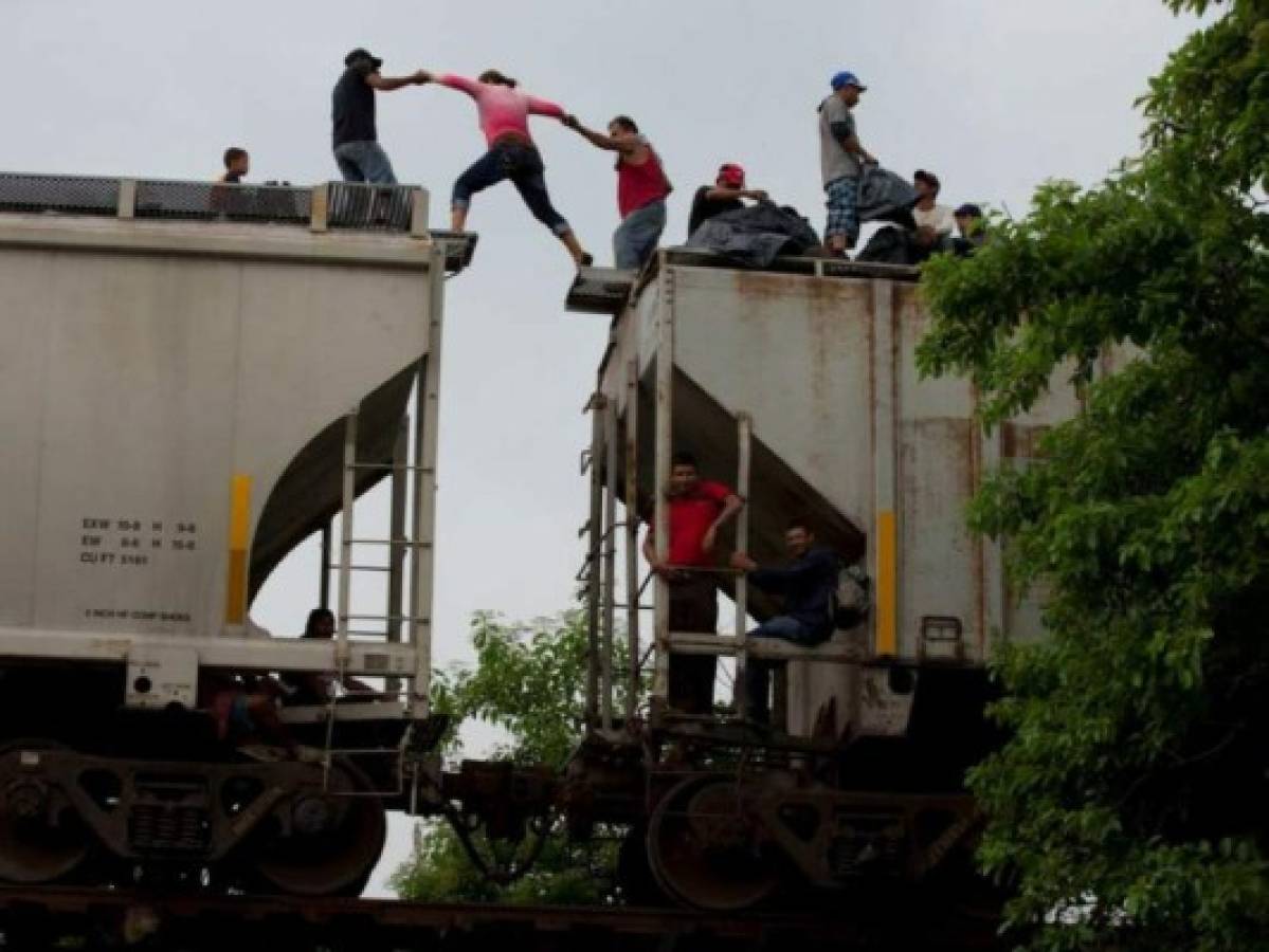 Hondureños son los que más intentan cruzar la frontera de Estados Unidos en tren