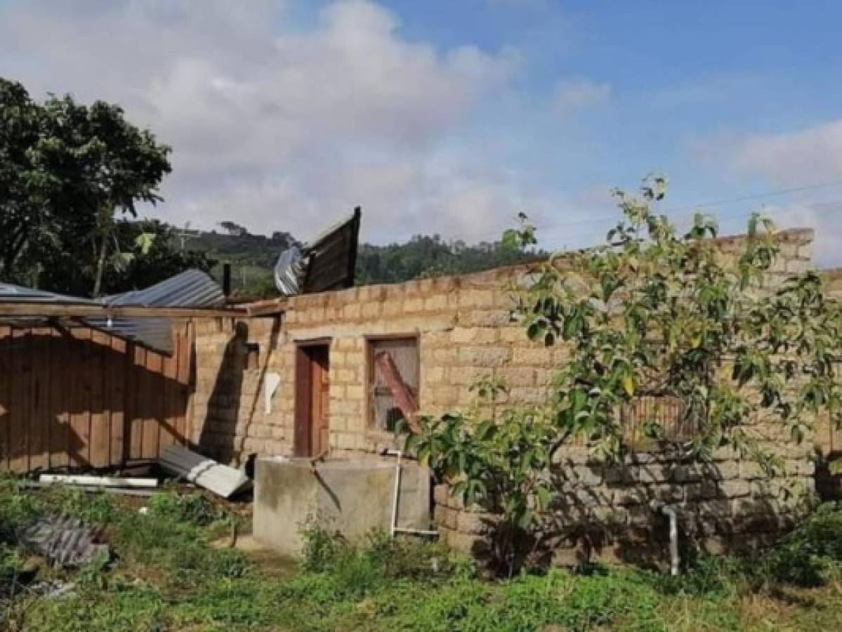 Un tornado deja sin techo a 18 viviendas en La Libertad, Comayagua   