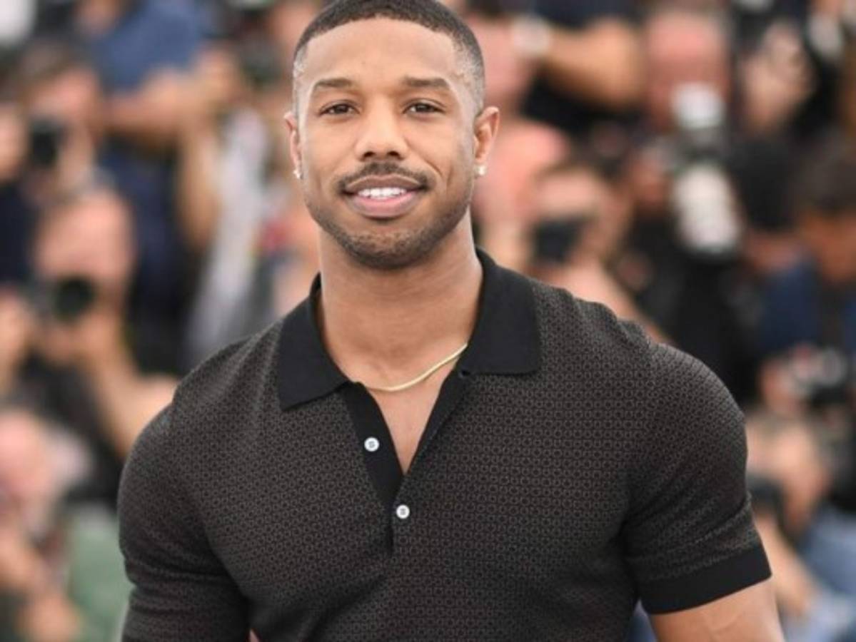 Michael B Jordan promete cambiar nombre de su ron por reacción inesperada