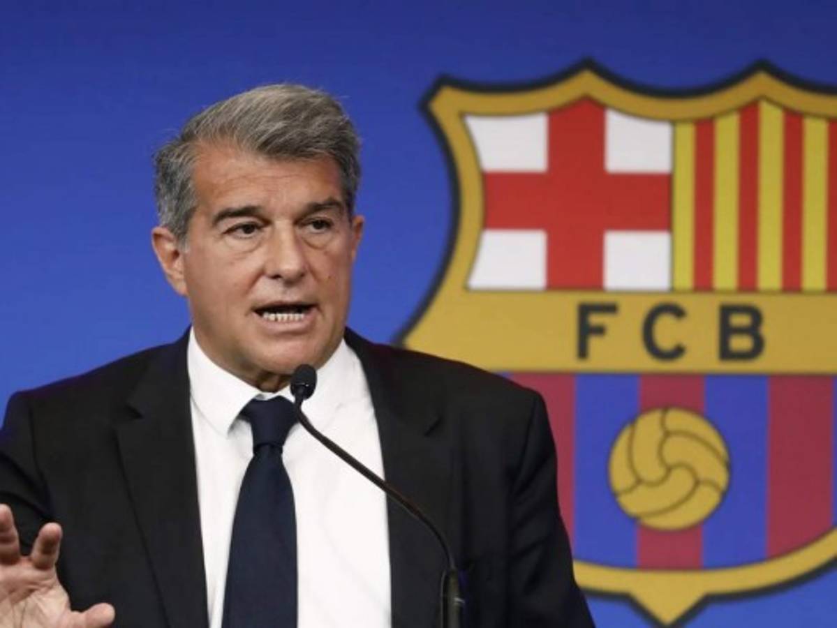'Leo se quería quedar': Presidente del Barcelona explica la salida de Messi