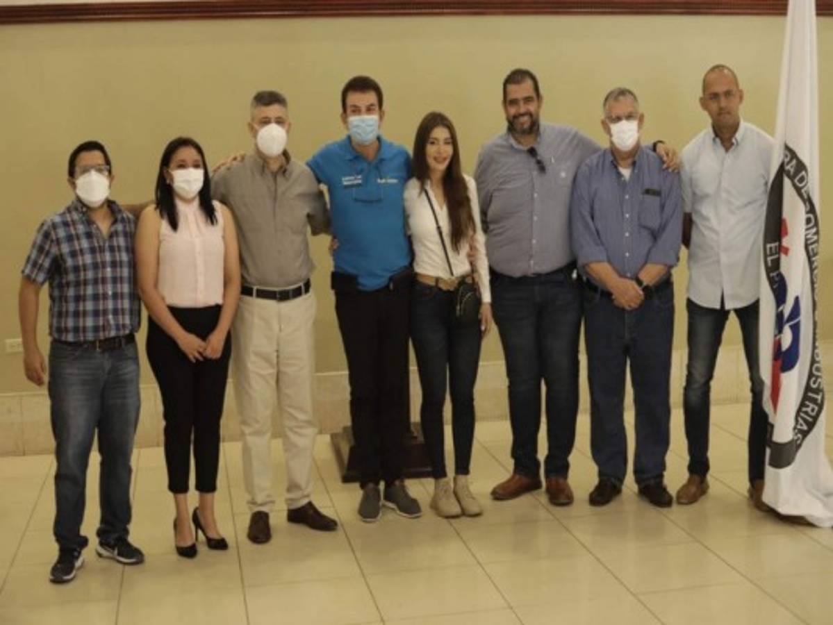 Candidatos a la presidencia salieron en busca de votos por toda Honduras (Fotos)  