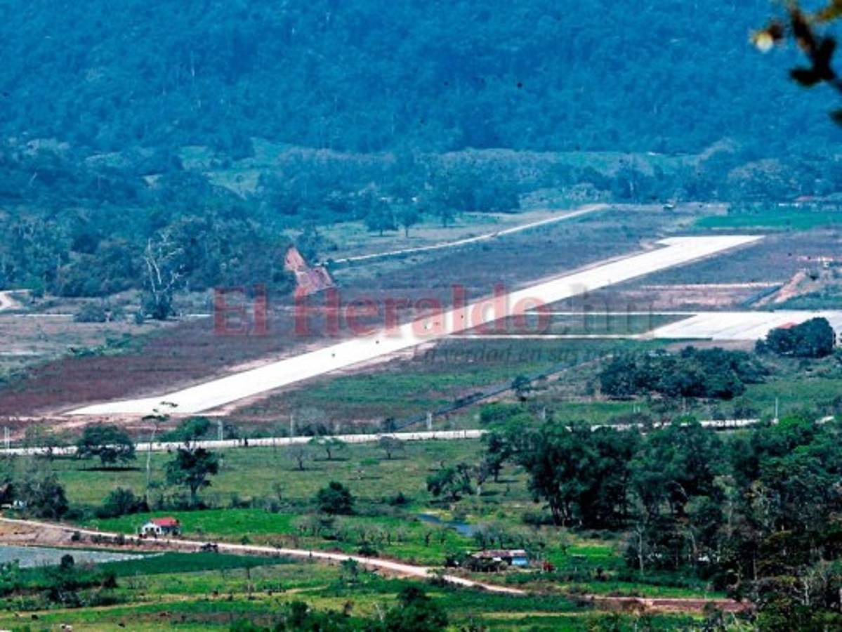 Unos 220 millones de lempiras invirtió Honduras en aeródromos que no se usan
